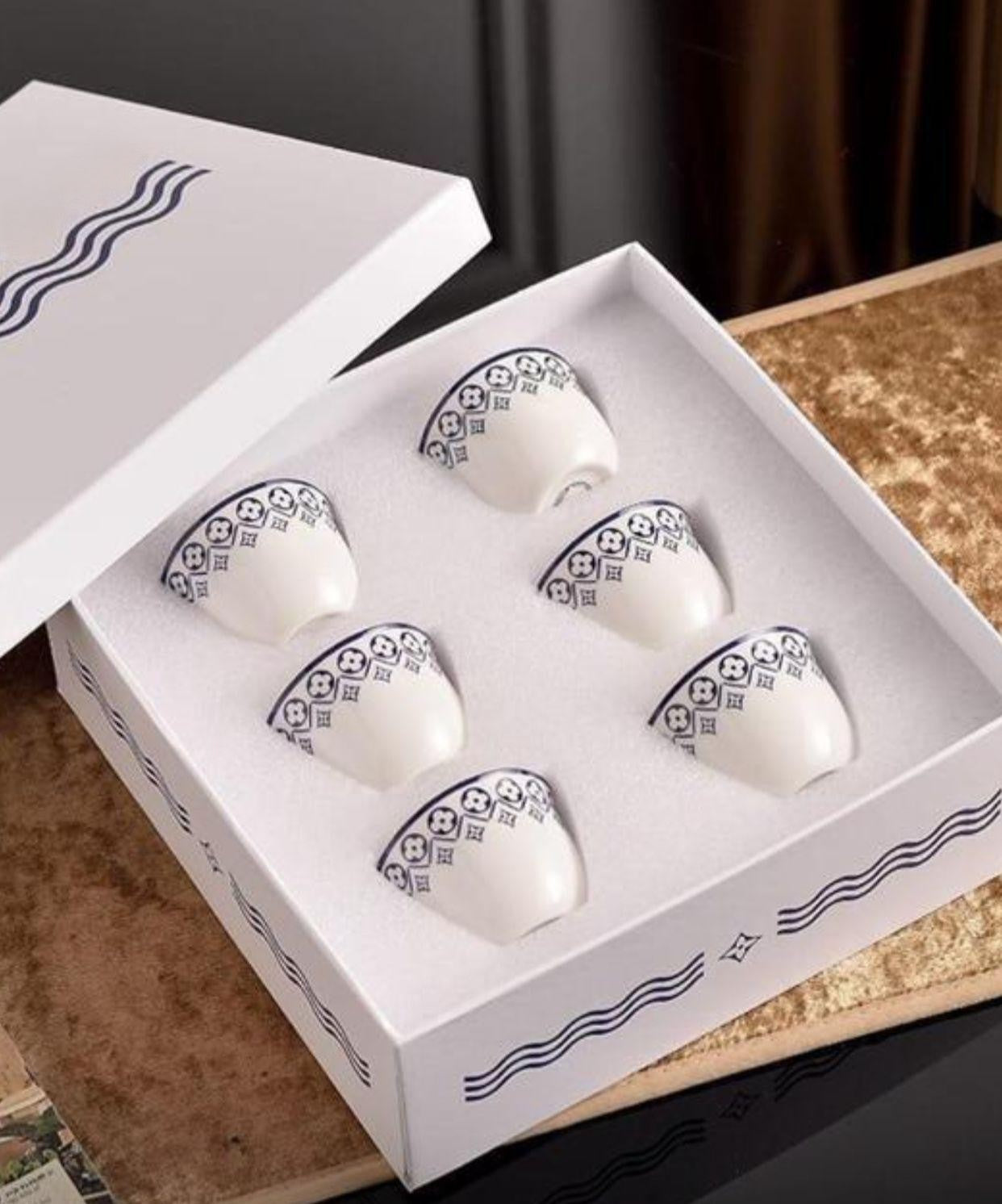 طقم مميز من ثلاث اصناف
