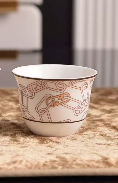فناجين قهوة عربية