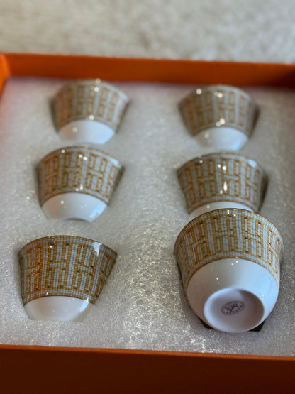 فناجين قهوة عربية